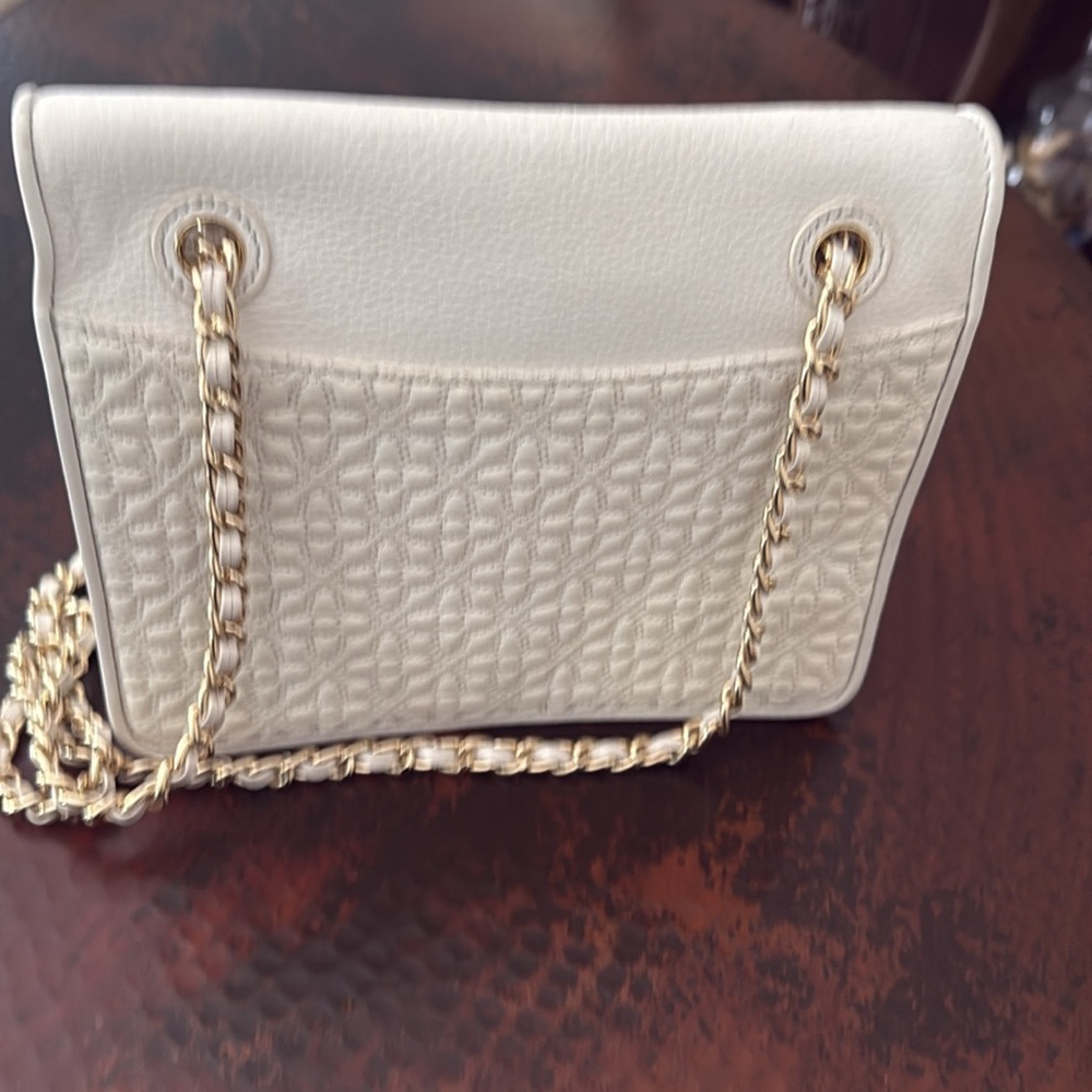 Tory Burch White Quilted Shoulder Bag - Picture 8 of 9